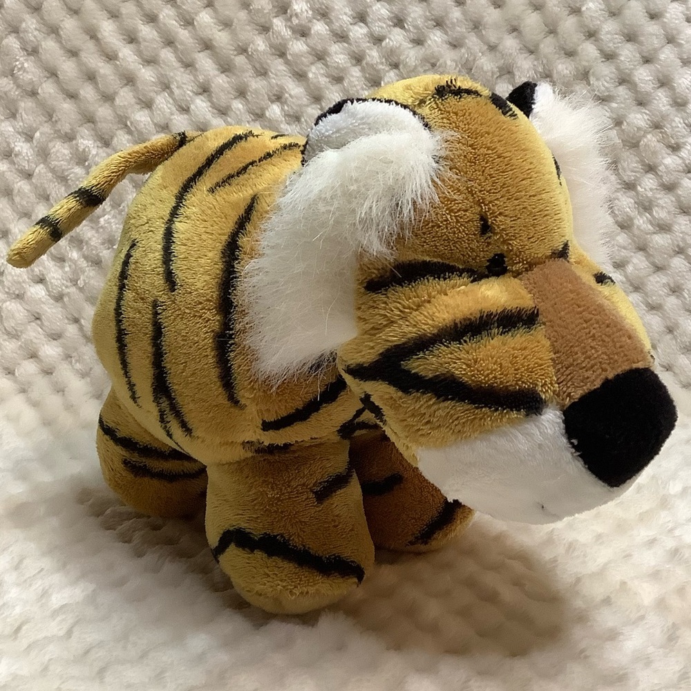 Russ Berrie and Co Plush Round Tiger 34208 Stuffed Animal Toy